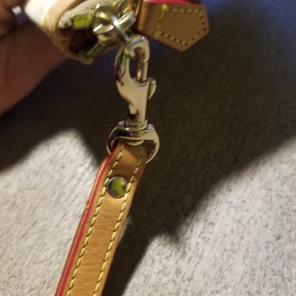 Dooney & Bourke Zipper Wallet Wristlet Change Purs - Picture 4 of 11